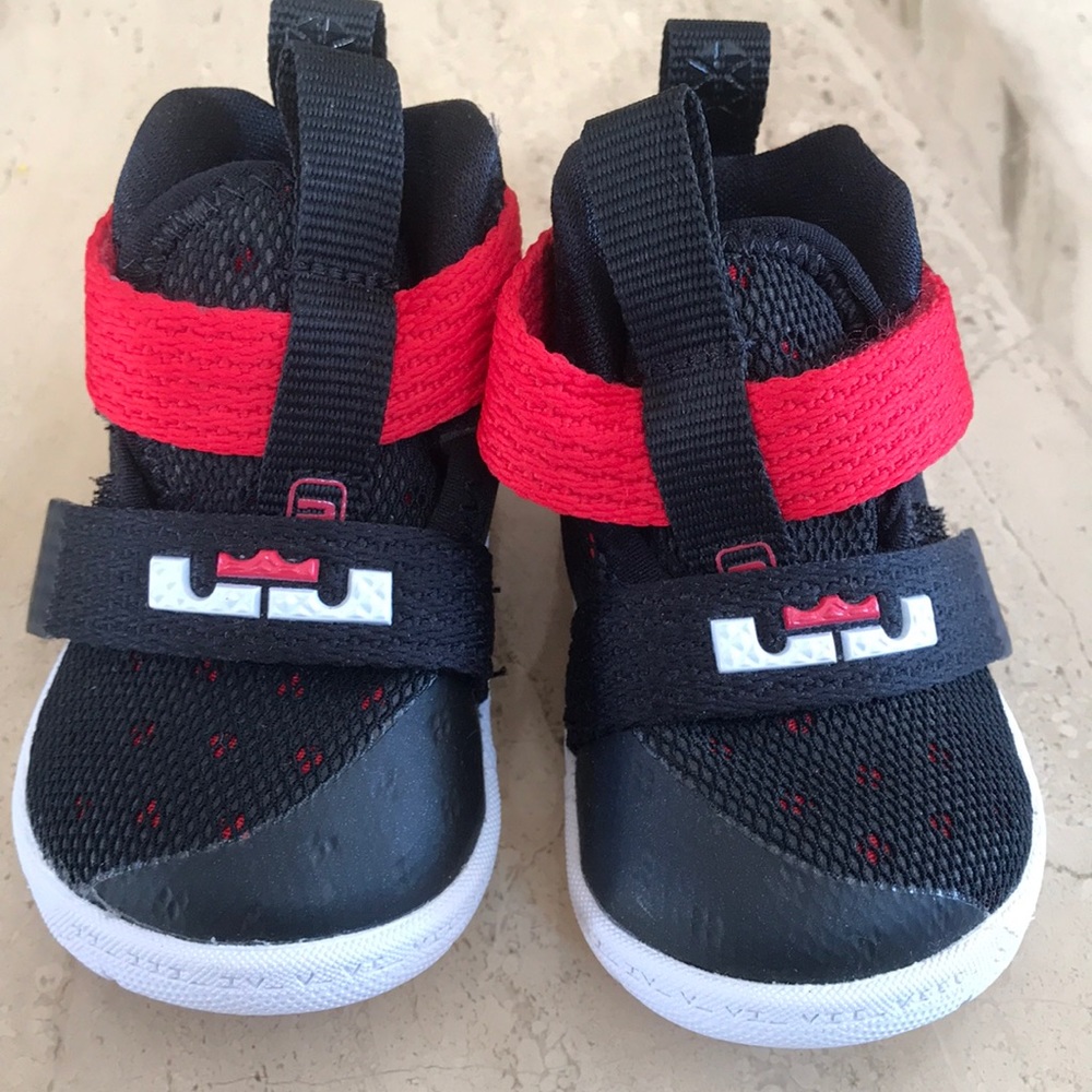 Lebron James Hightops